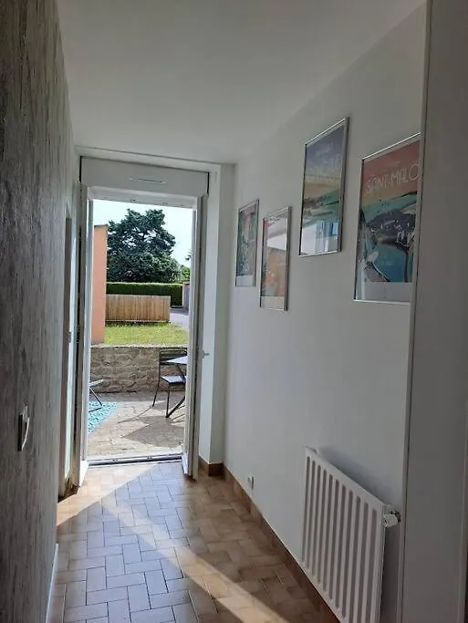 Appartement Chez Beatrice à Saint-Jouan-des-Guérets France